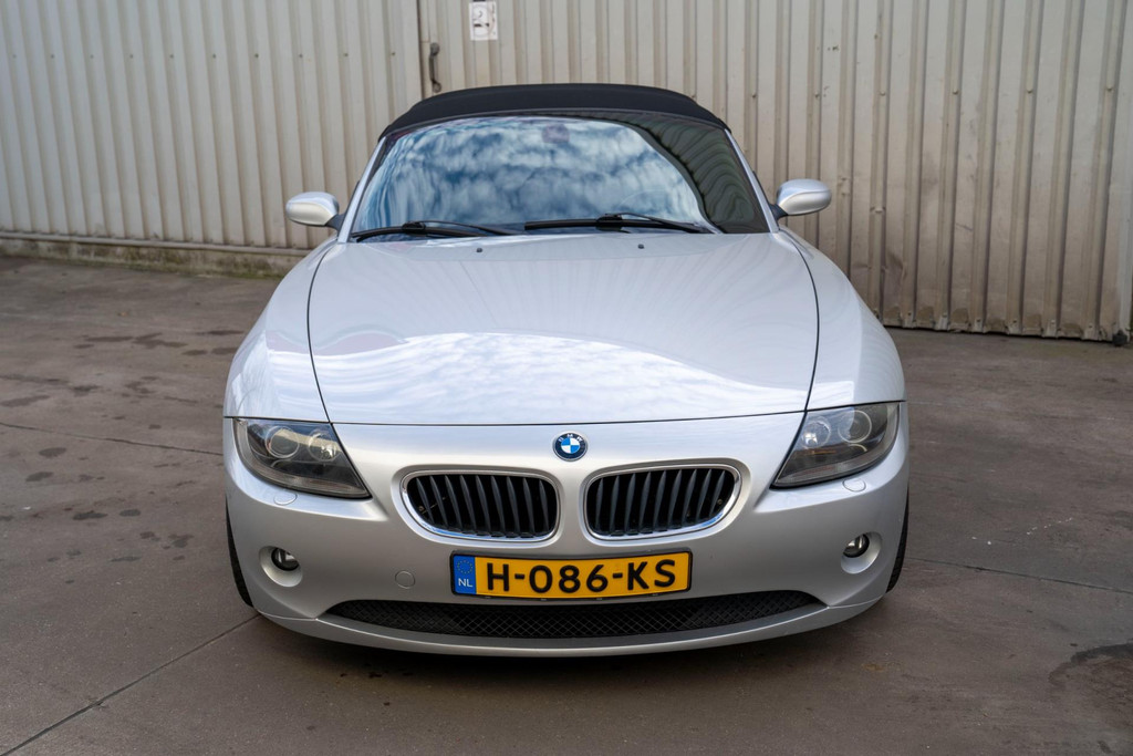 BMW Z4 Roadster 2.5i 49006889-1.jpg | T & L Auto's