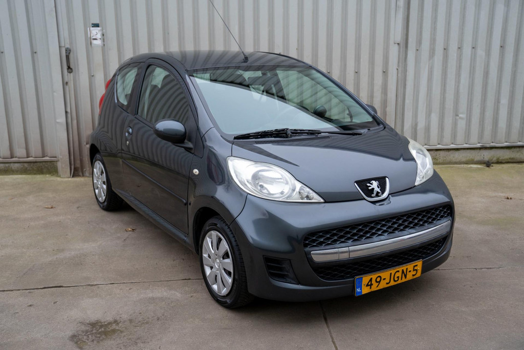 Peugeot 107 1.0-12V Sublime 50993881-1.jpg | T & L Auto's