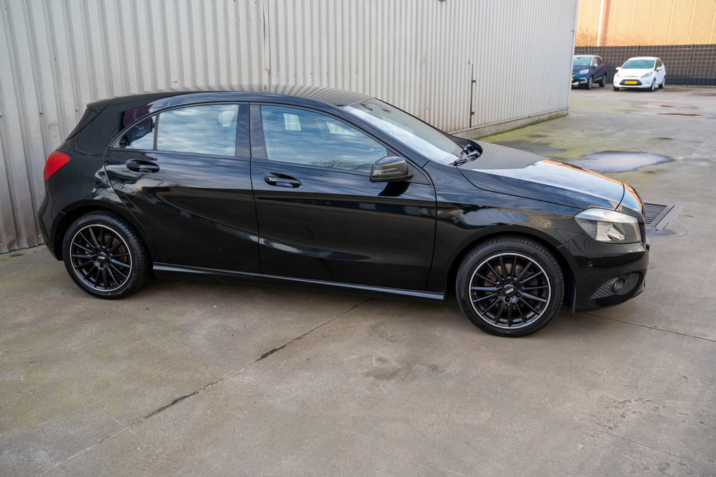 Mercedes-Benz A-Klasse 180 Prestige 51778880-2.jpg | T & L Auto's