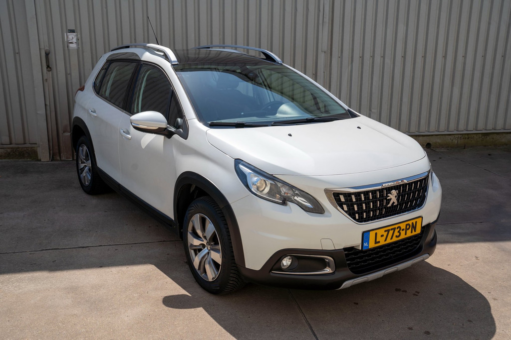 Peugeot 2008 1.2 PureTech Allure 54587495-2.jpg | T & L Auto's