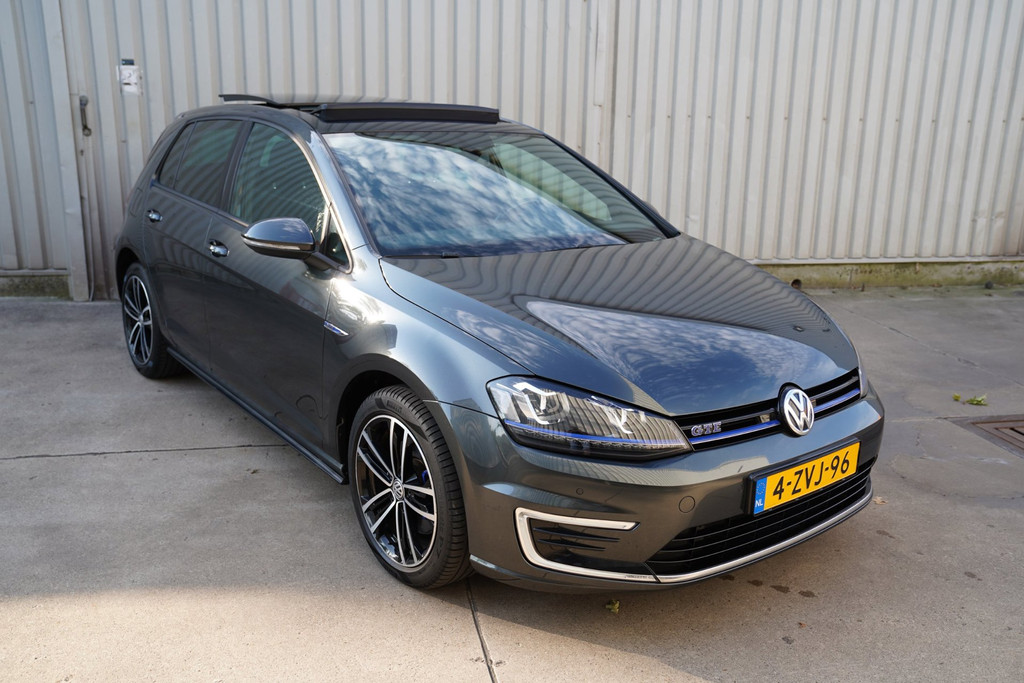 Volkswagen Golf 1.4 TSI GTE 55069777-1.jpg | T & L Auto's
